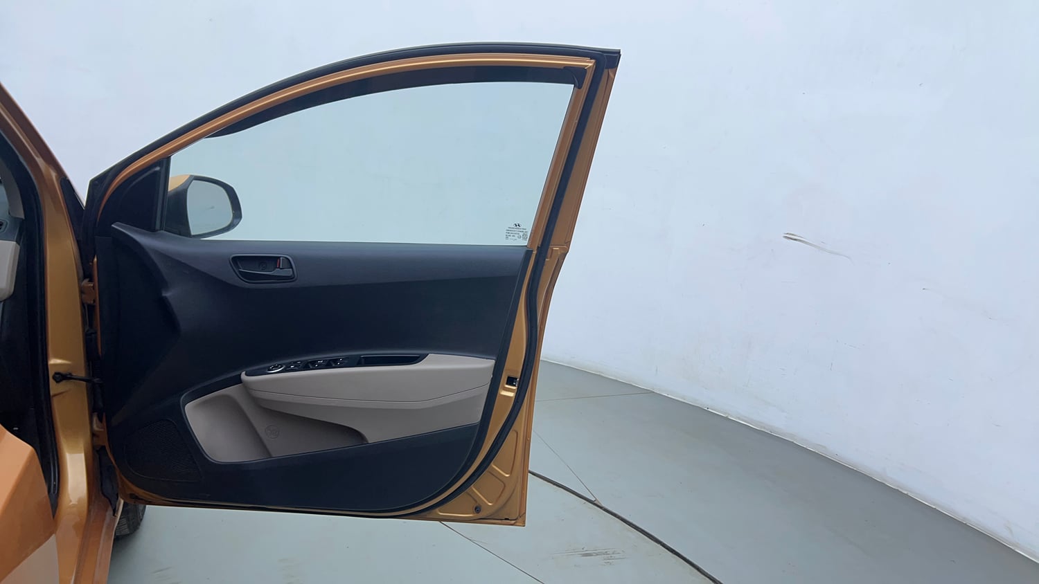 Used 2016 Hyundai Grand i10 Magna AT 1.2 Kappa VTVT Petrol Automatic interior RIGHT FRONT DOOR OPEN VIEW