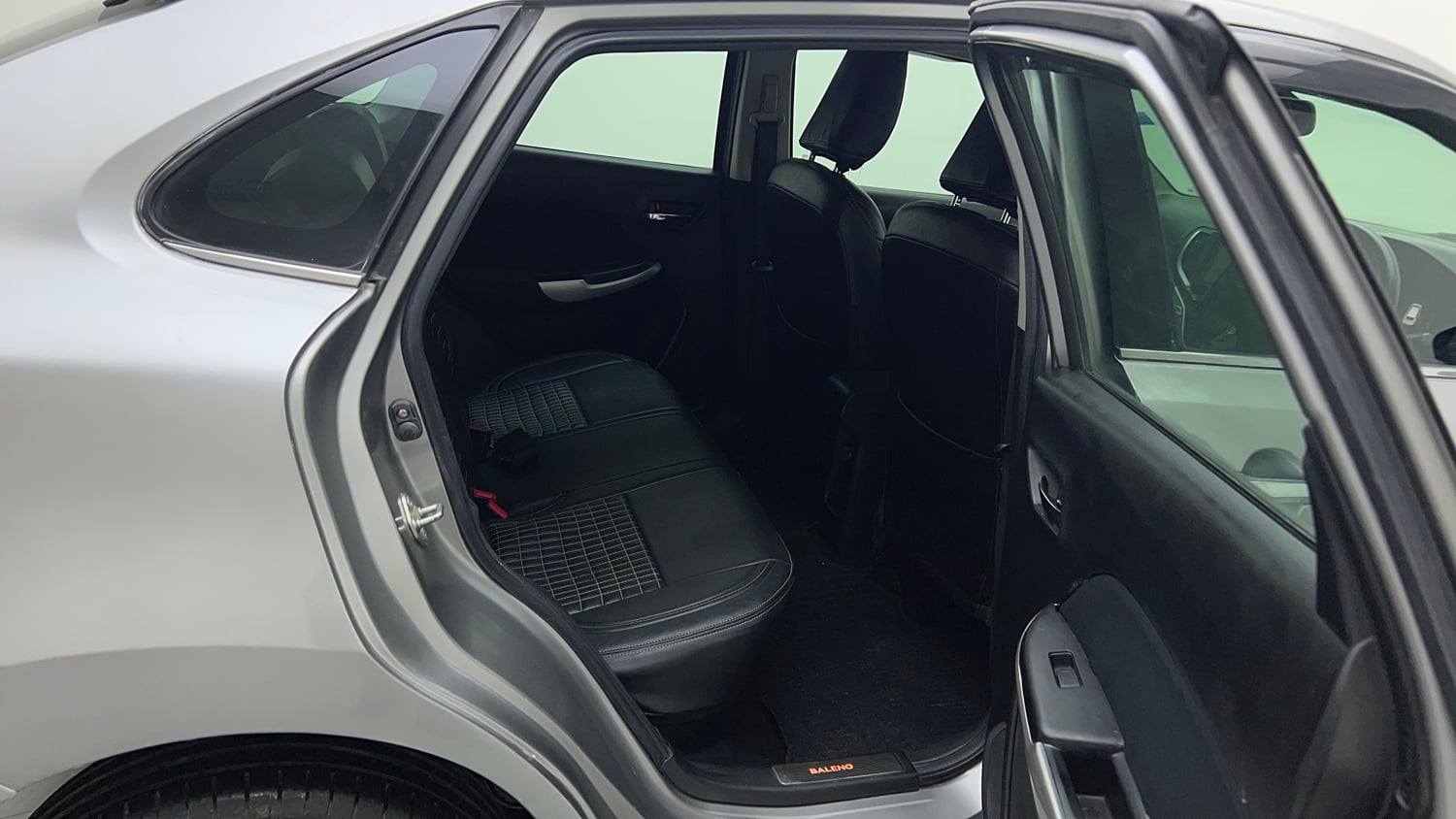 Used 2017 Maruti Suzuki Baleno Alpha 1.2 Petrol Manual interior RIGHT SIDE REAR DOOR CABIN VIEW