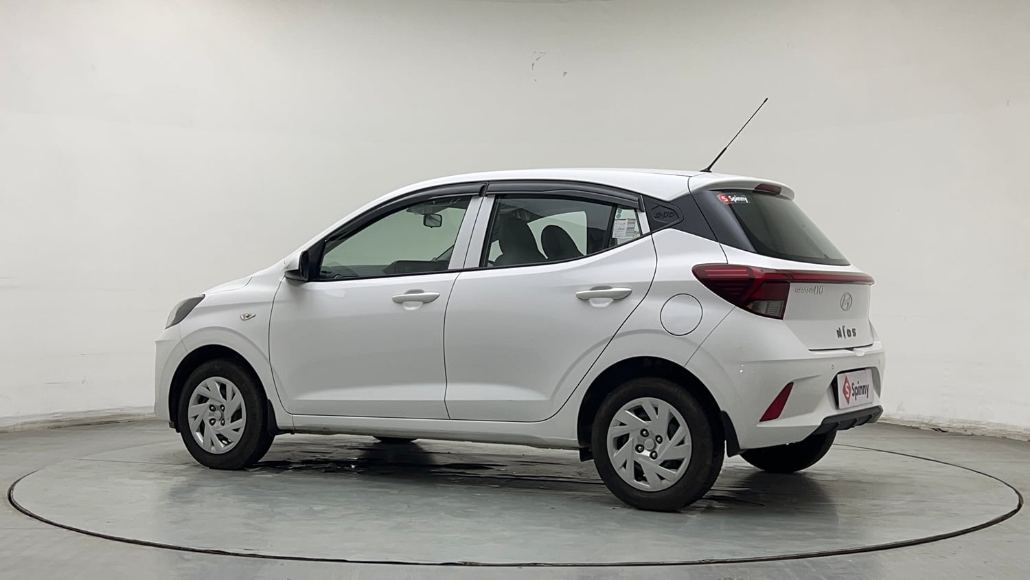 Used 2025 Hyundai Grand i10 Nios Magna 1.2 Kappa Petrol Manual exterior LEFT REAR CORNER VIEW