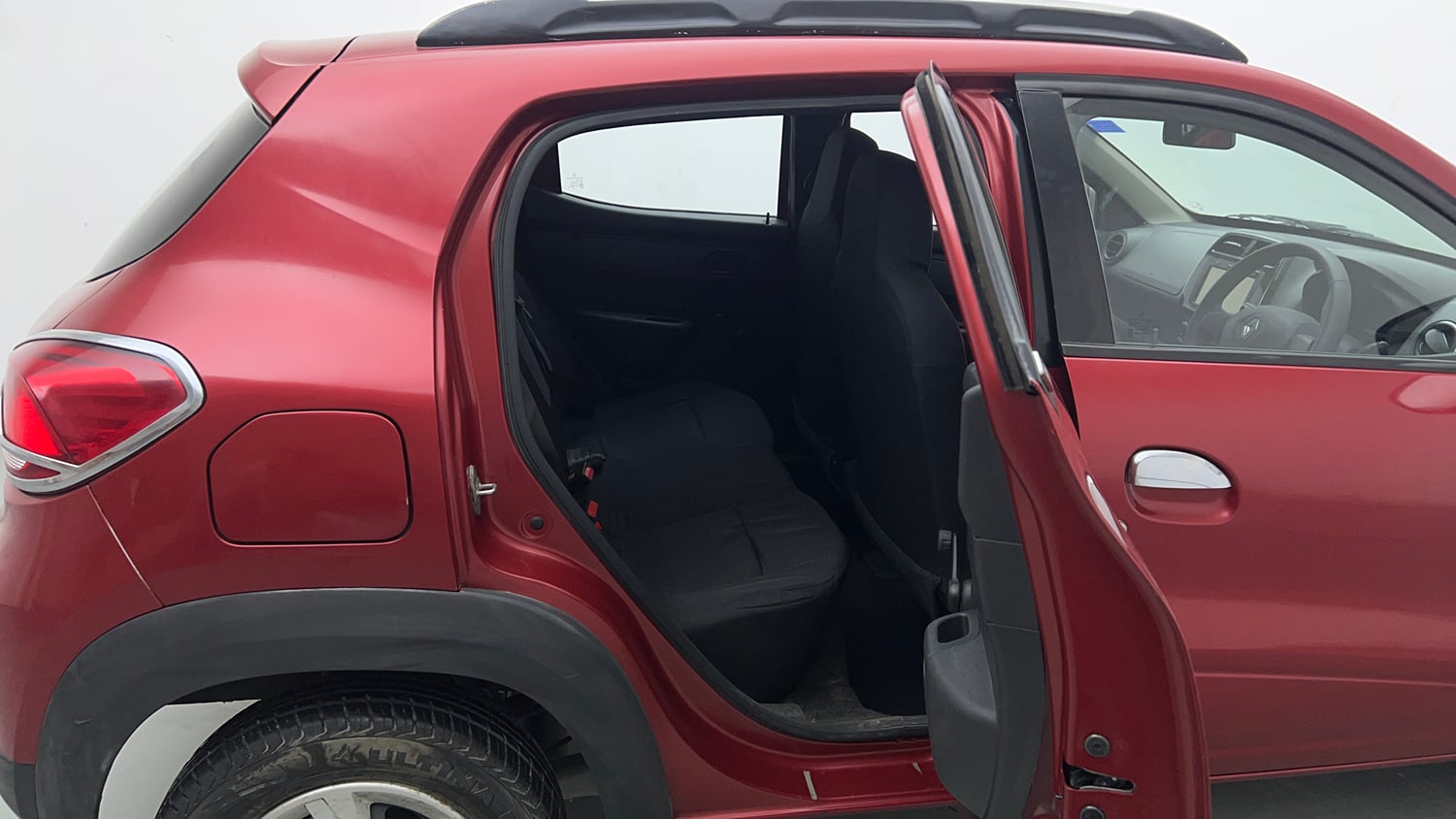 Used 2016 Renault Kwid 1.0 RXT Petrol Manual interior RIGHT SIDE REAR DOOR CABIN VIEW