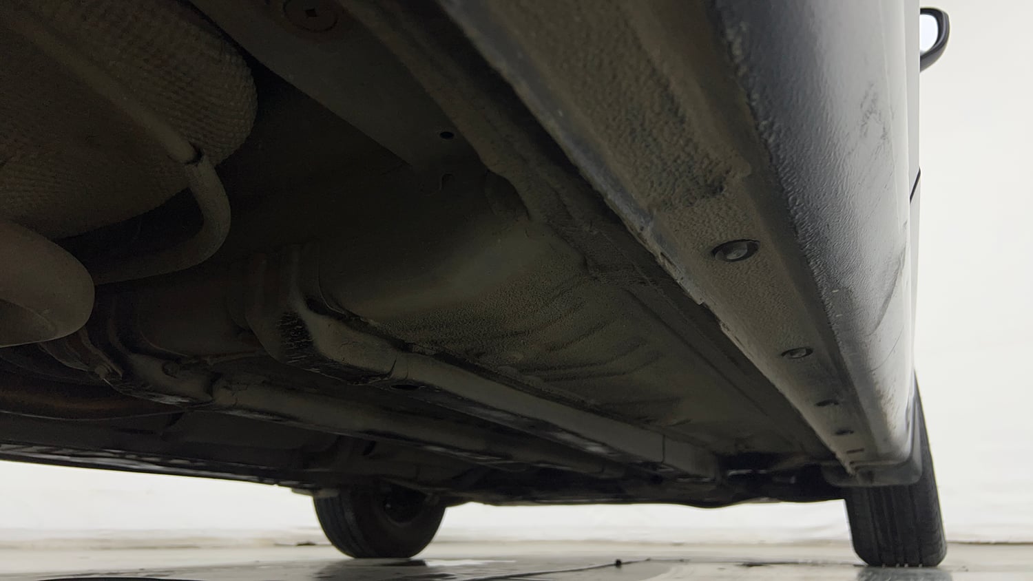 Used 2015 Hyundai Elite i20 Magna 1.2 Petrol Manual extra REAR RIGHT UNDERBODY VIEW