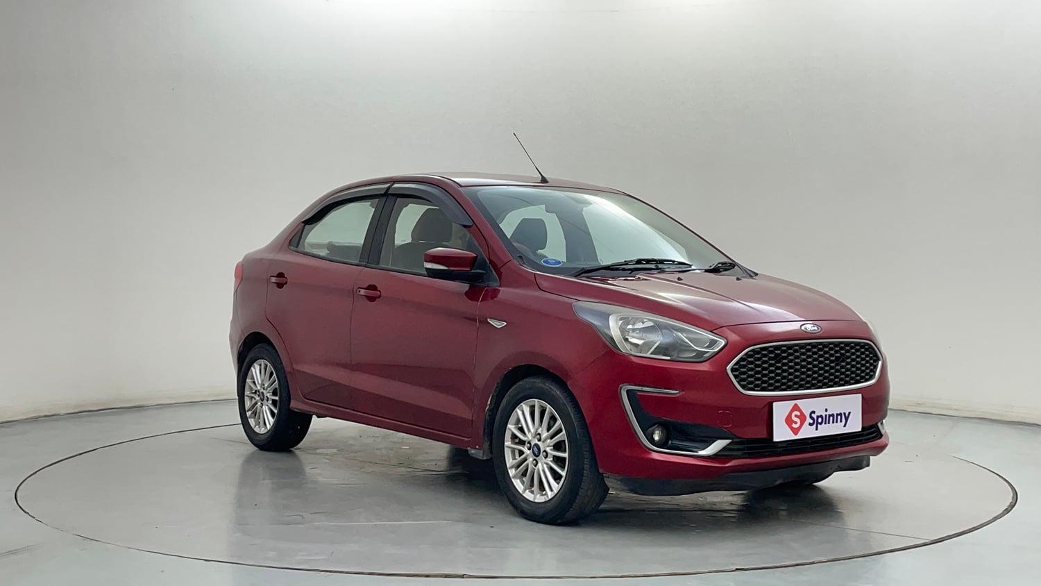 Used 2019 Ford Figo Aspire Titanium Plus 1.5 TDCi Diesel Manual exterior RIGHT FRONT CORNER VIEW