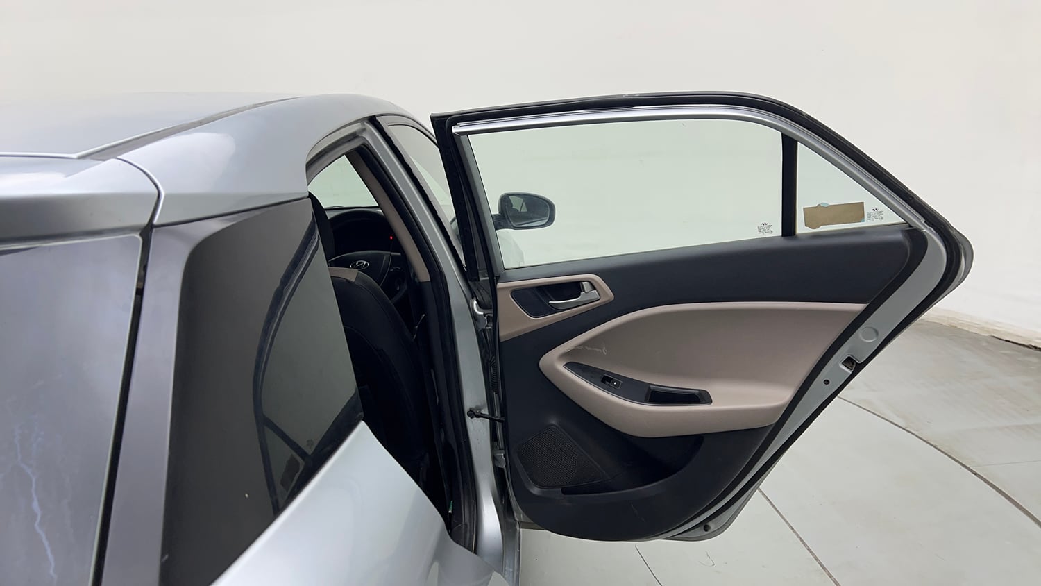 Used 2019 Hyundai Elite i20 Magna Executive 1.2 Petrol Manual interior RIGHT REAR DOOR OPEN VIEW