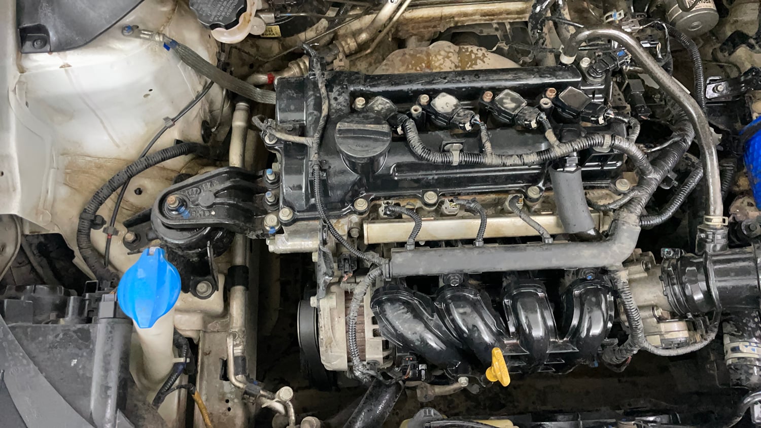 Used 2019 Hyundai Elite i20 Magna Plus 1.2 Petrol Manual engine ENGINE RIGHT SIDE VIEW