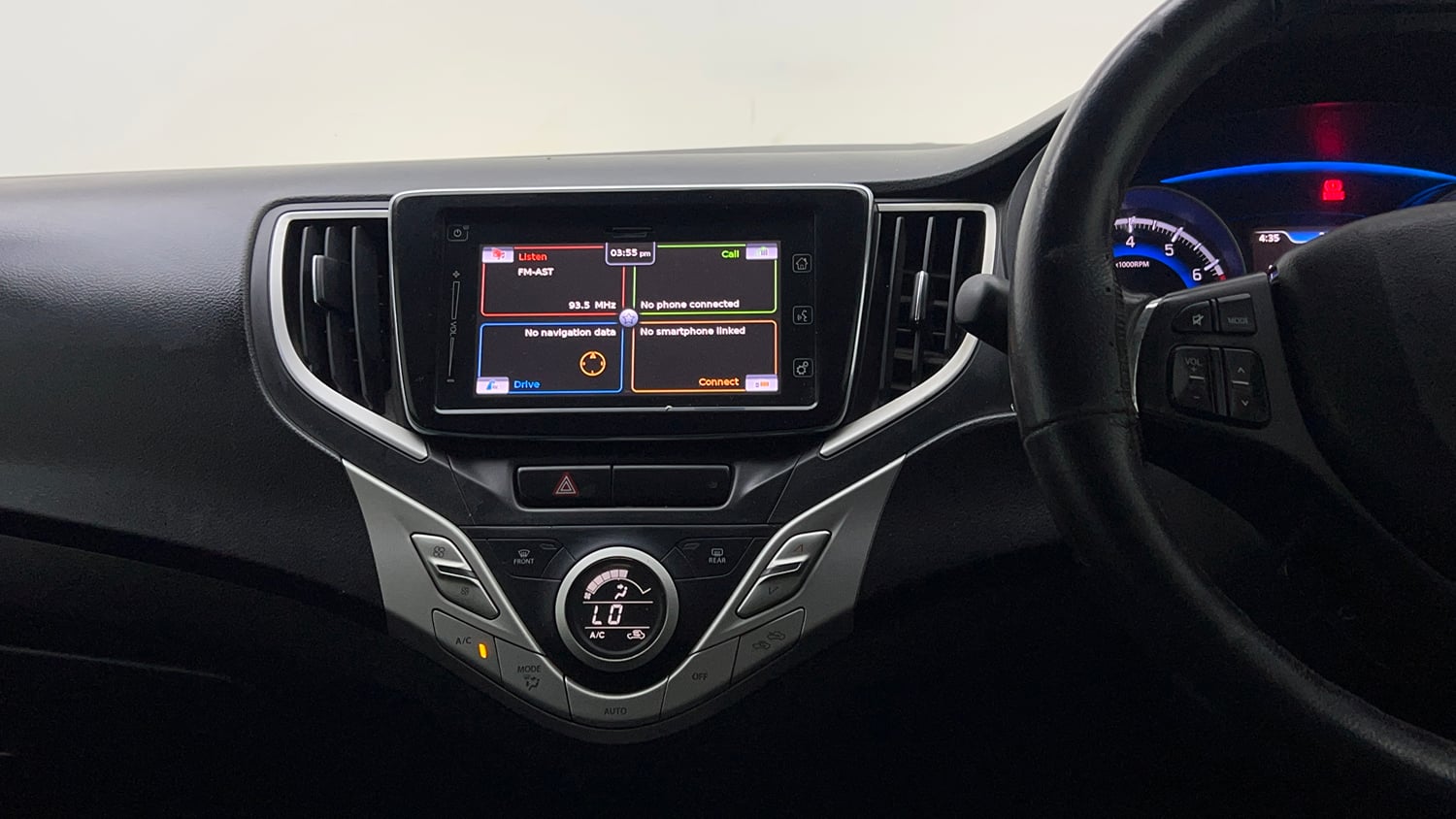 Used 2017 Maruti Suzuki Baleno Alpha 1.2 Petrol Manual interior MUSIC SYSTEM & AC CONTROL VIEW