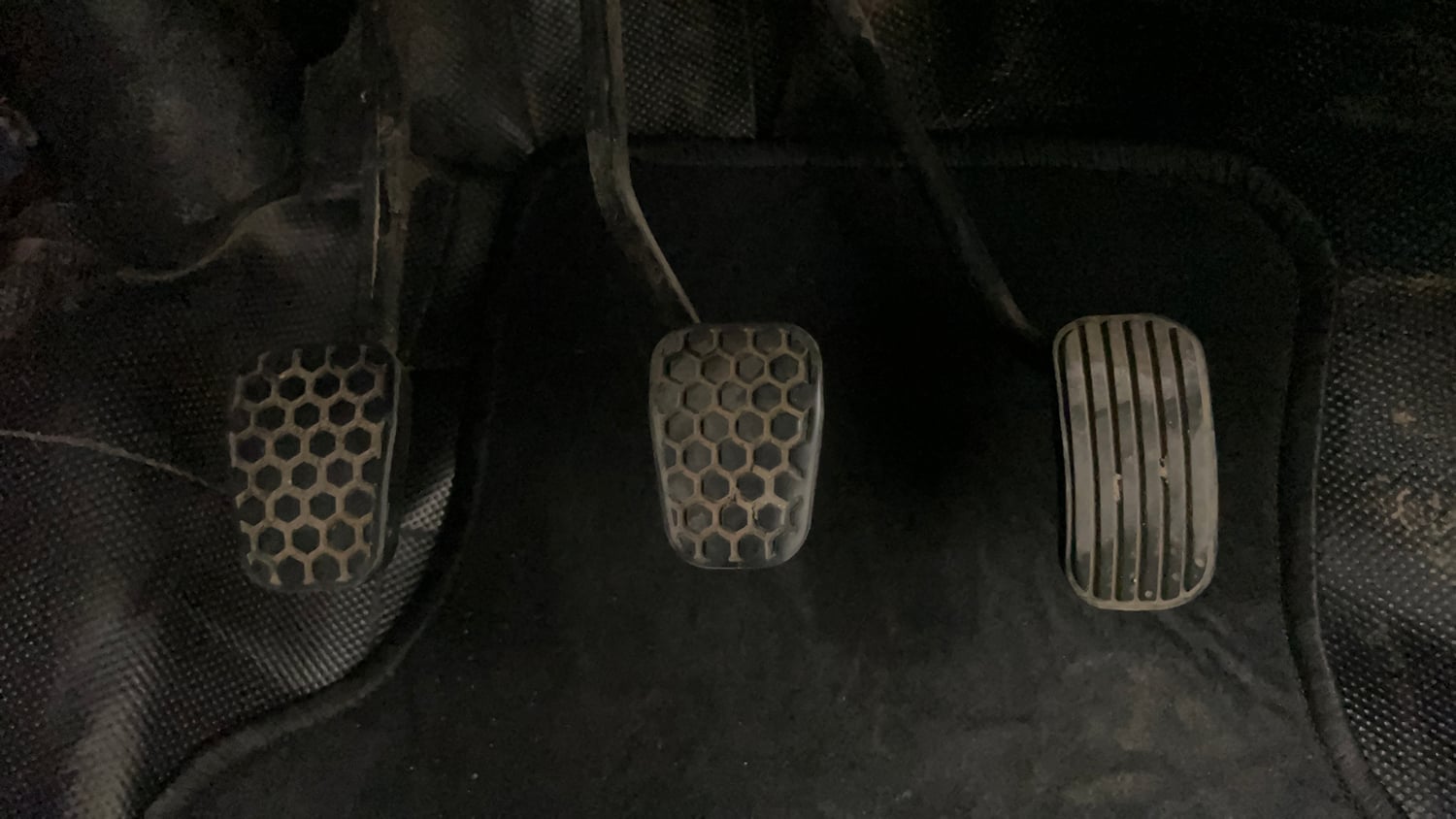Used 2021 Tata Tiago XT Petrol Manual interior PEDALS VIEW