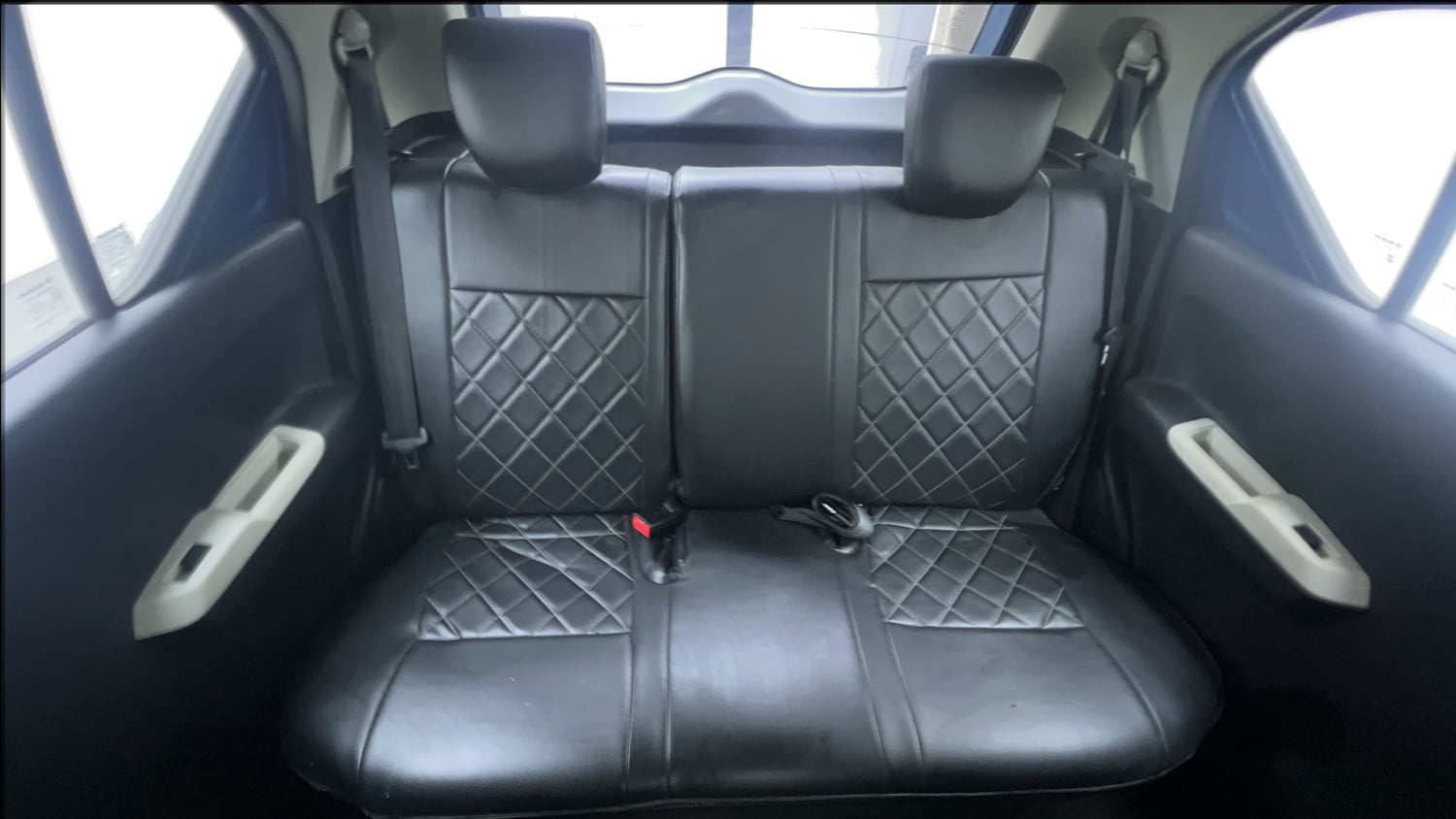 Used 2018 Maruti Suzuki Ignis Delta 1.2 MT Petrol Manual interior REAR SEAT CONDITION VIEW