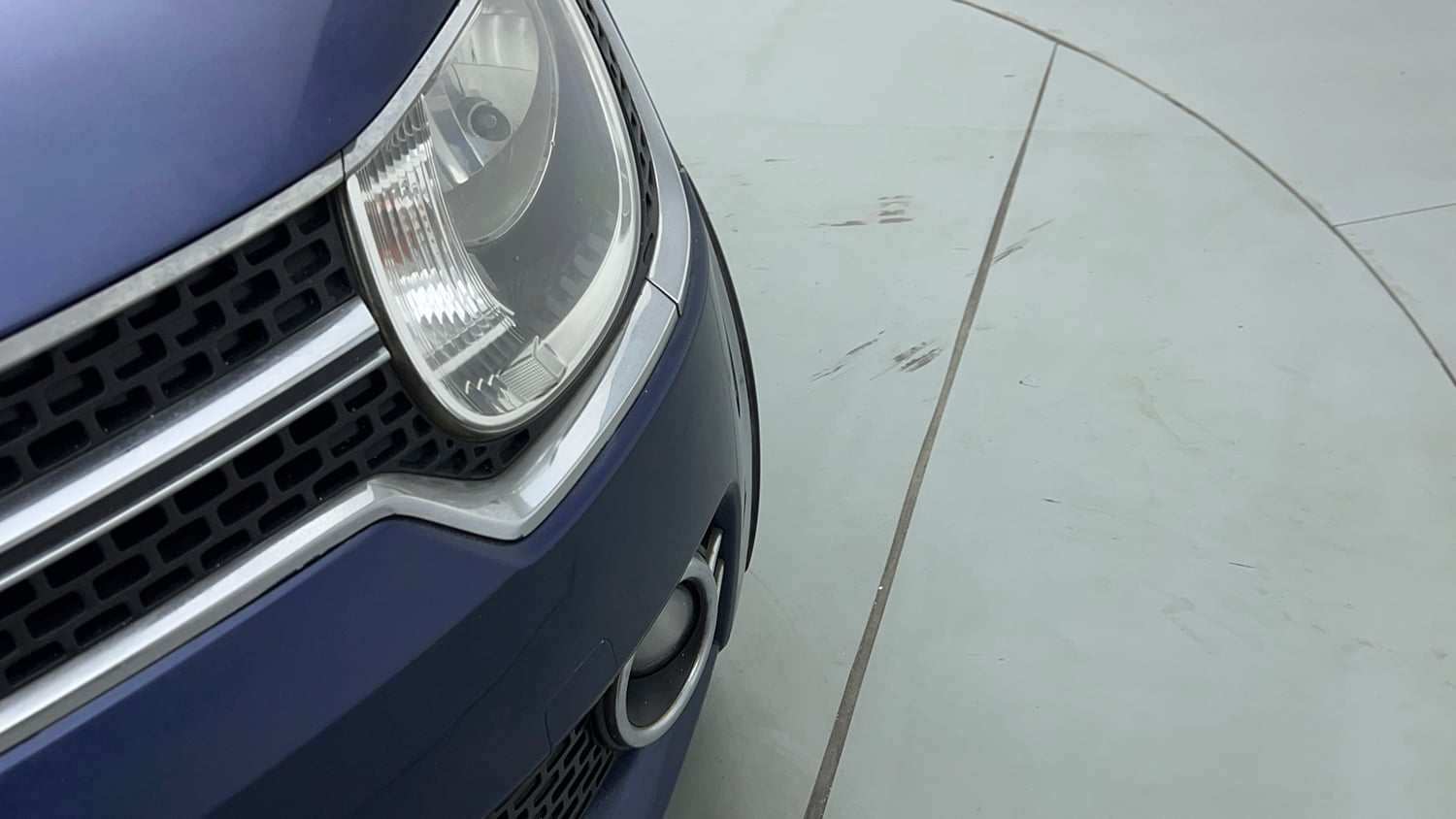 Used 2019 Maruti Suzuki Ignis Zeta 1.2 AMT Petrol Automatic dents MINOR SCRATCH