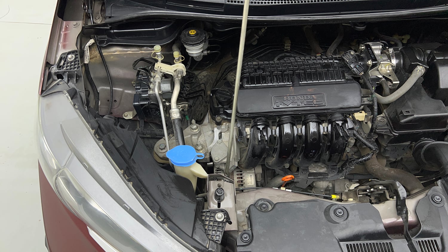 Used 2018 Honda WR-V VX MT Petrol Petrol Manual engine ENGINE RIGHT SIDE VIEW
