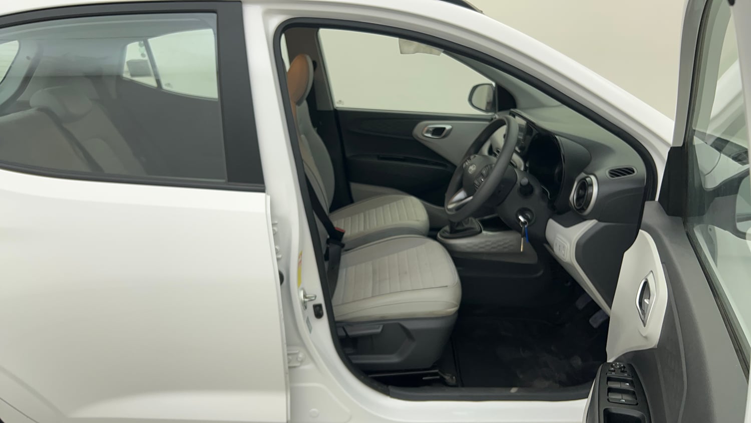 Used 2026 Hyundai Grand i10 Nios Sportz 1.2 Hy-CNG Duo Cng Manual interior RIGHT SIDE FRONT DOOR CABIN VIEW