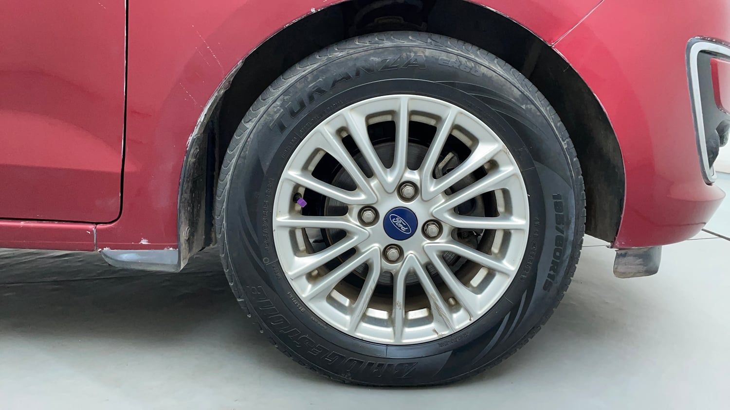 Used 2019 Ford Figo Aspire Titanium Plus 1.5 TDCi Diesel Manual tyres RIGHT FRONT TYRE RIM VIEW