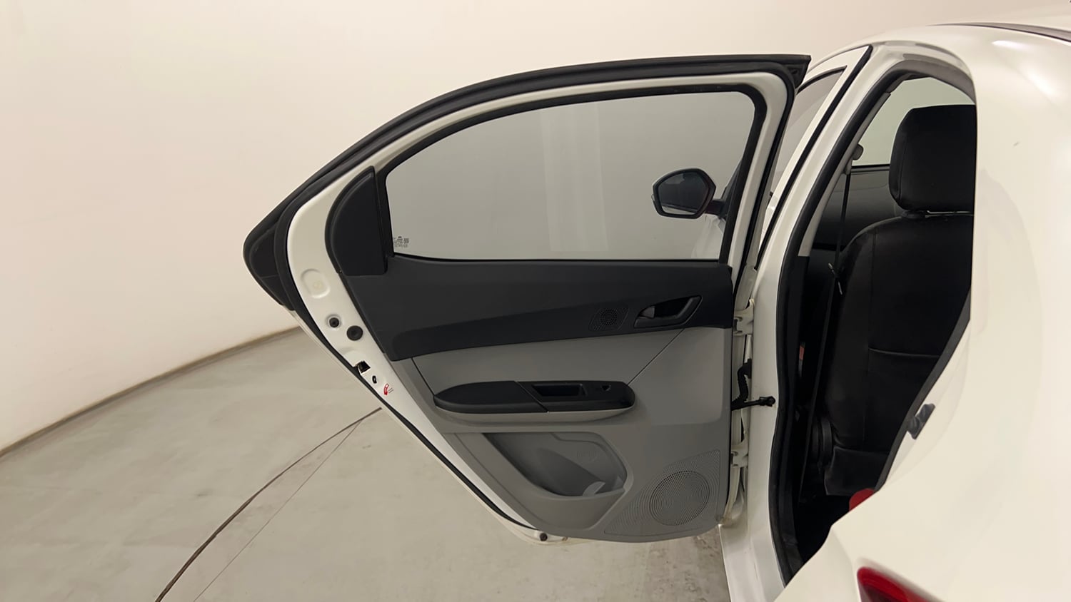 Used 2021 Tata Tiago XT Petrol Manual interior LEFT REAR DOOR OPEN VIEW
