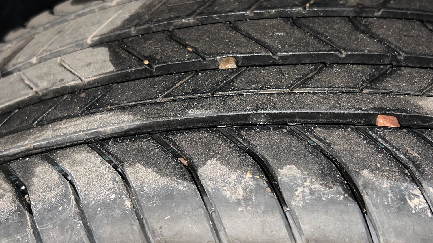 Used 2026 Skoda Kylaq Prestige+ 1.0 TSI MT Petrol Manual tyres LEFT REAR TYRE TREAD VIEW