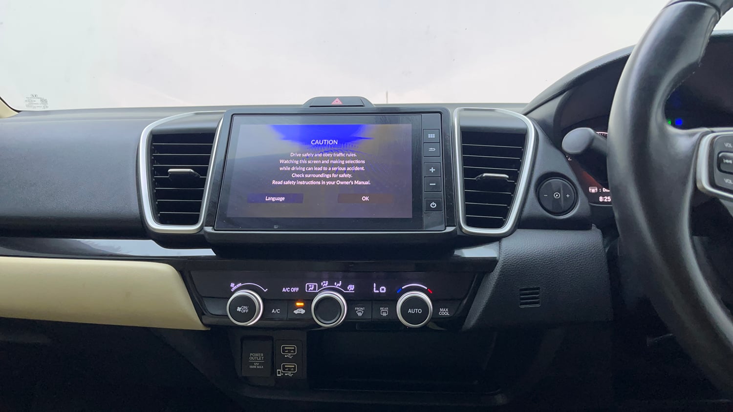 Used 2020 Honda City VX CVT Petrol Petrol Automatic interior MUSIC SYSTEM & AC CONTROL VIEW