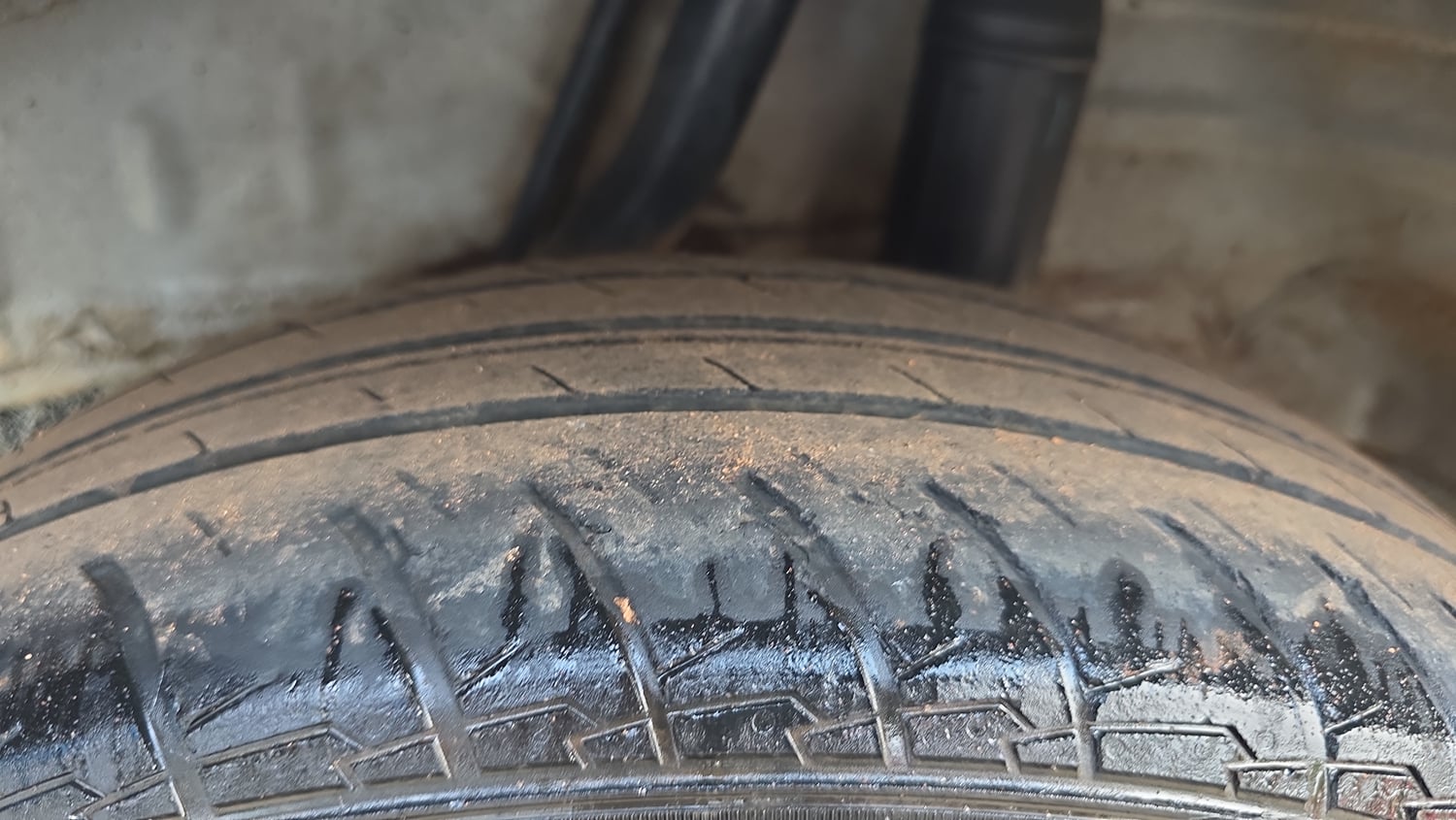 Used 2020 Honda Amaze 1.5 VX MT Diesel Diesel Manual tyres LEFT REAR TYRE TREAD VIEW