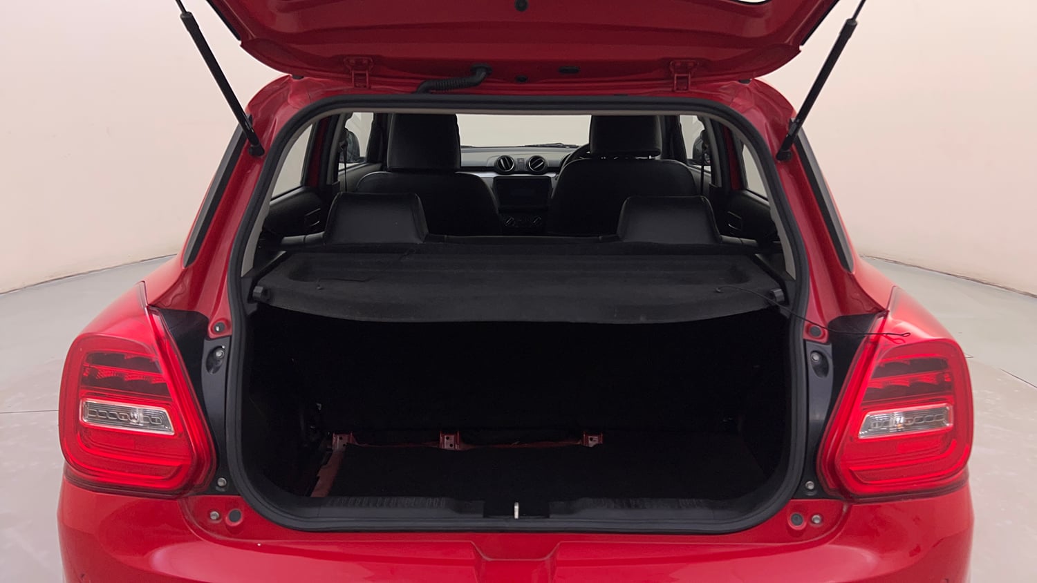 Used 2023 Maruti Suzuki Swift VXi AMT Petrol Automatic interior DICKY INSIDE VIEW