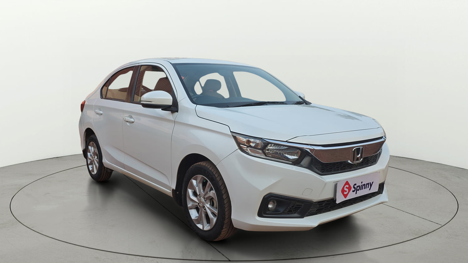 Used 2020 Honda Amaze 1.5 VX MT Diesel Diesel Manual exterior RIGHT FRONT CORNER VIEW