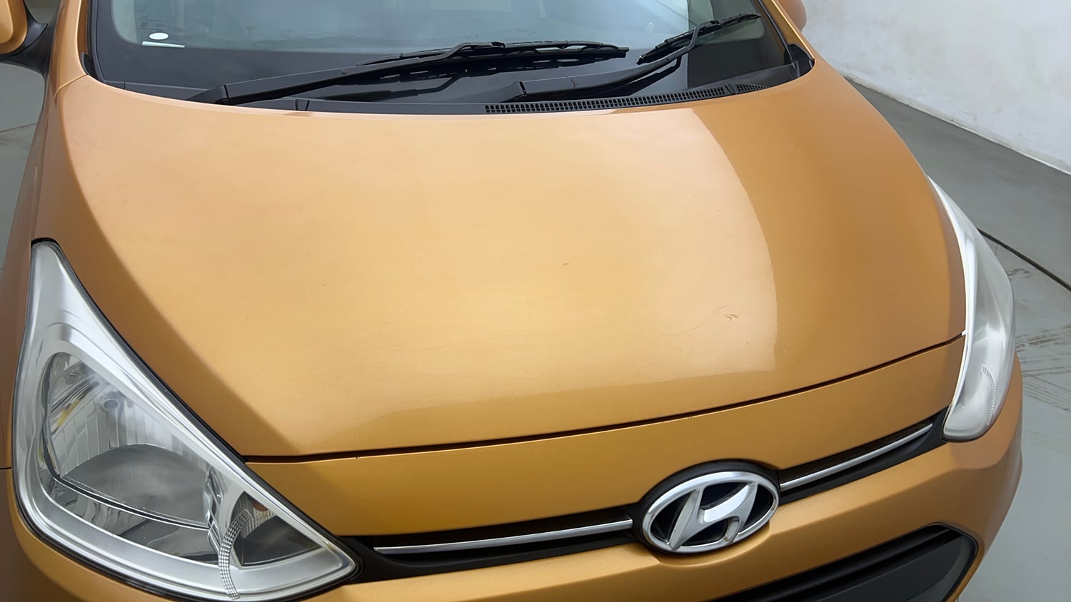 Used 2014 Hyundai Grand i10 Asta 1.2 Kappa VTVT Petrol Manual dents MINOR SCRATCH