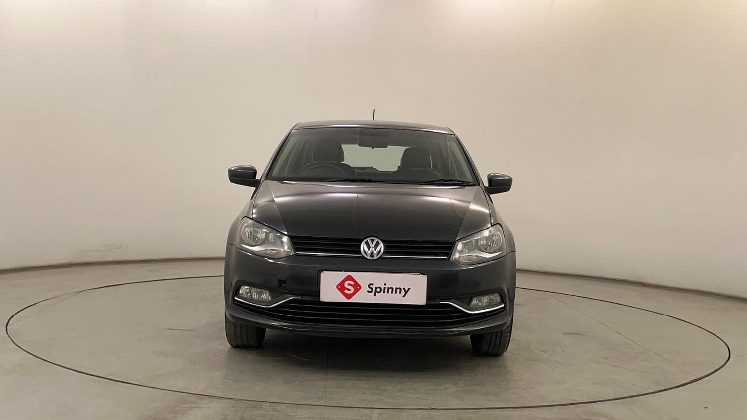Used 2014 Volkswagen Polo Comfortline 1.2L (P) Petrol Manual exterior FRONT VIEW