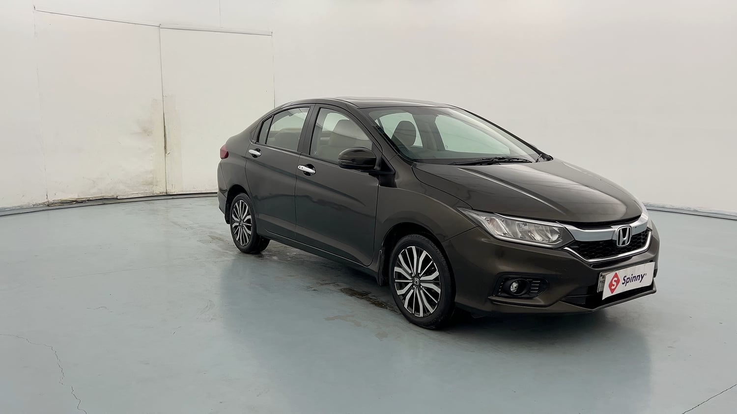 Used 2018 Honda City VX Petrol Petrol Manual exterior RIGHT FRONT CORNER VIEW