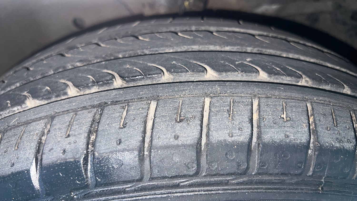 Used 2016 Honda Jazz S Petrol Petrol Manual tyres RIGHT FRONT TYRE TREAD VIEW