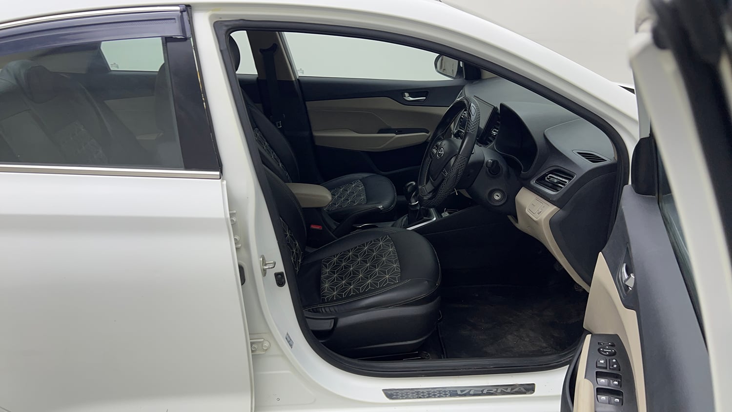 Used 2022 Hyundai Verna S Plus 1.5 VTVT Petrol Manual interior RIGHT SIDE FRONT DOOR CABIN VIEW