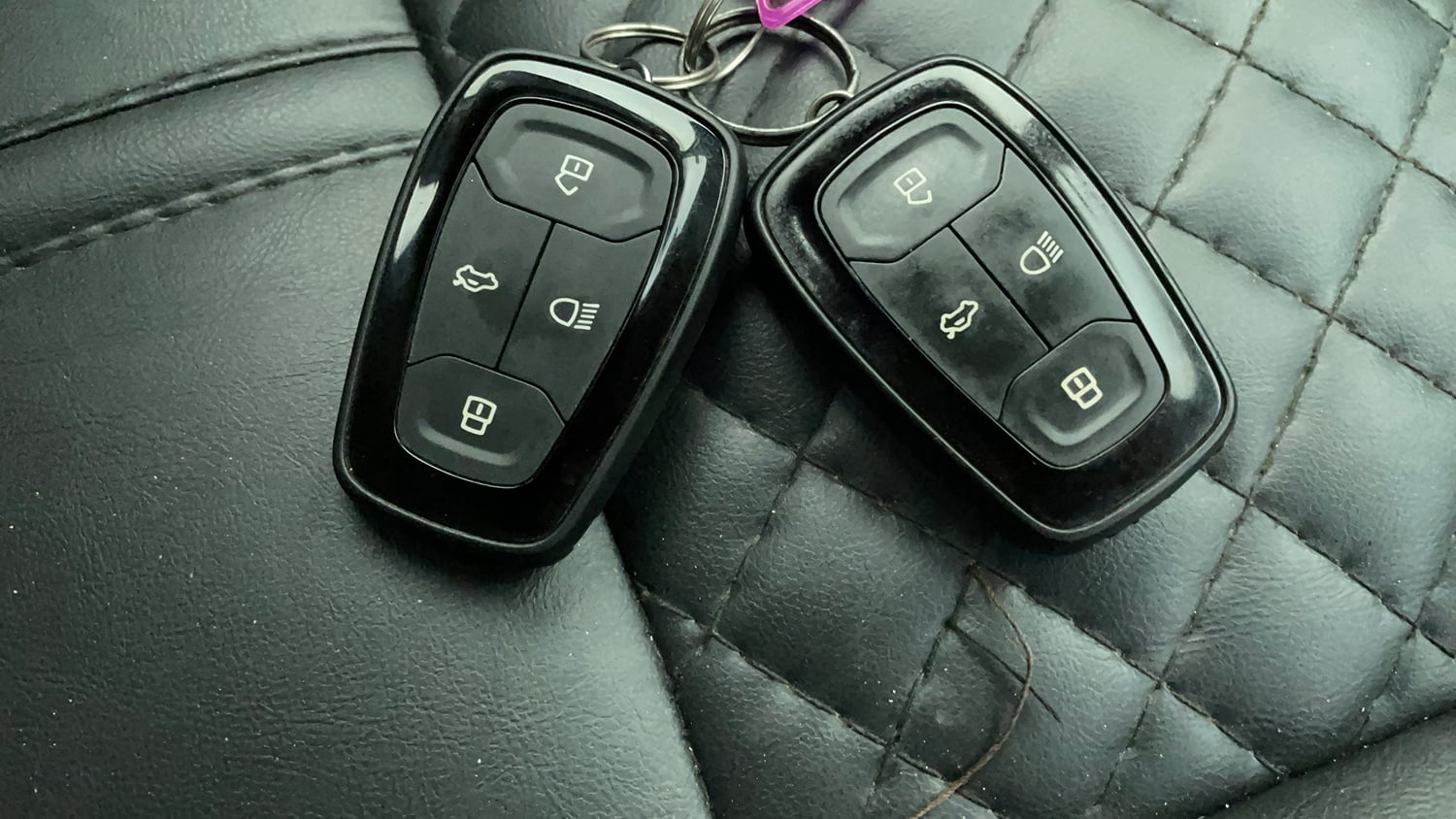 Used 2022 Tata Altroz XZA Petrol Petrol Automatic extra CAR KEY VIEW