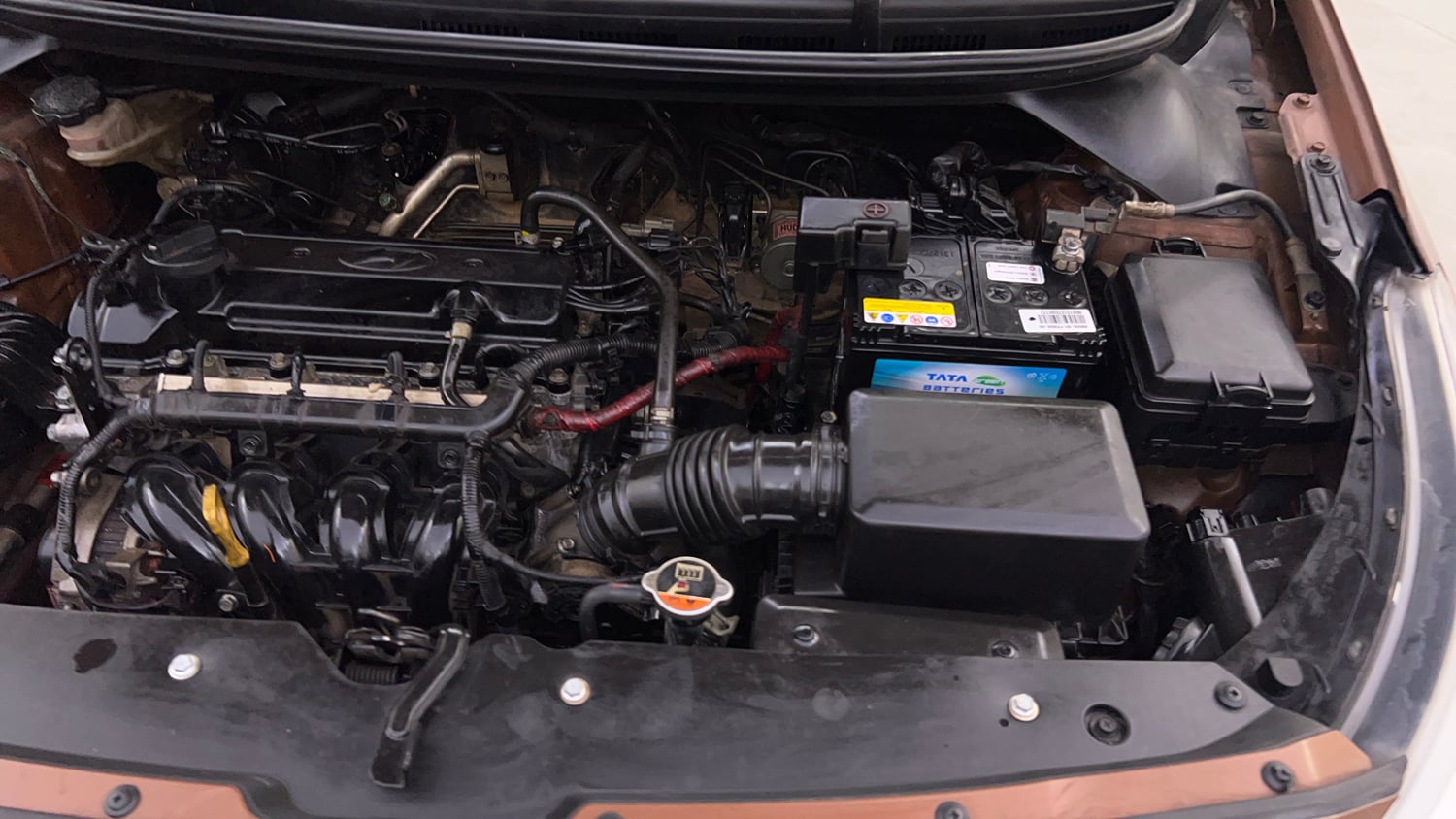 Used 2017 Hyundai i20 Active 1.2 S Petrol Manual engine ENGINE LEFT SIDE VIEW