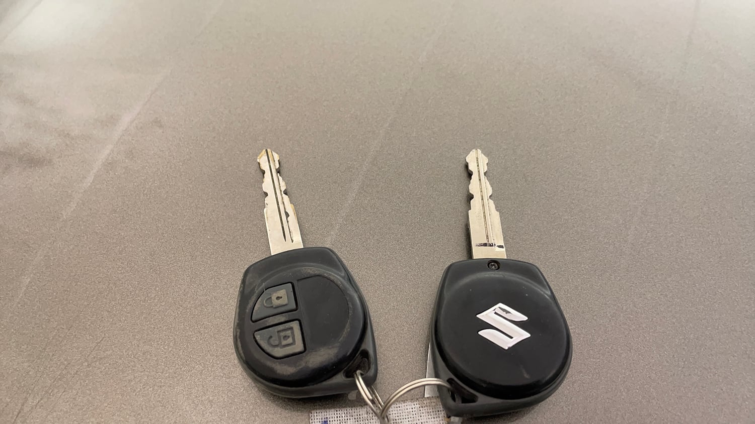 Used 2016 Maruti Suzuki Swift Dzire VXI Petrol Manual extra CAR KEY VIEW