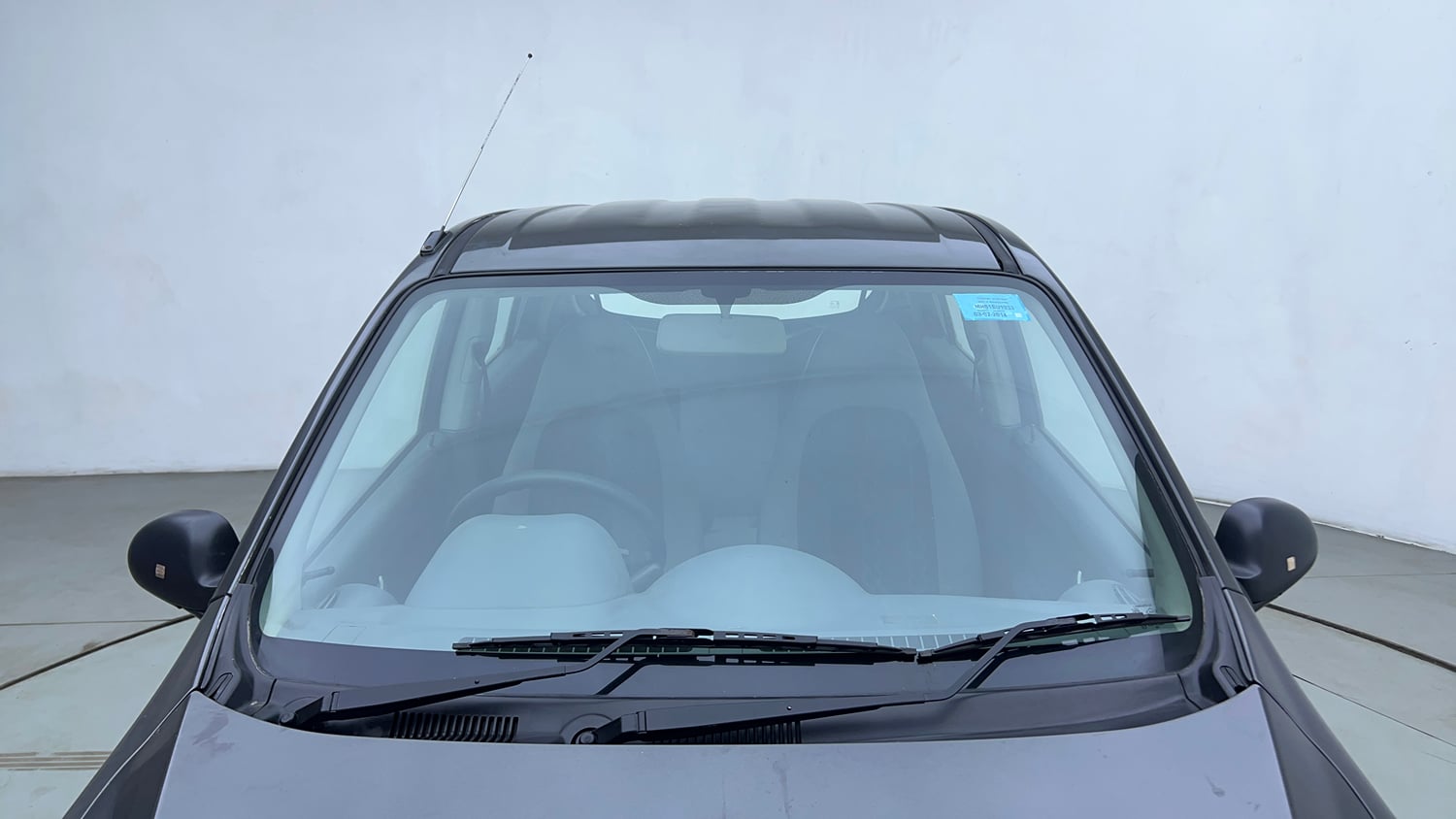 Used 2014 Maruti Suzuki Alto 800 Lxi Petrol Manual exterior FRONT WINDSHIELD VIEW
