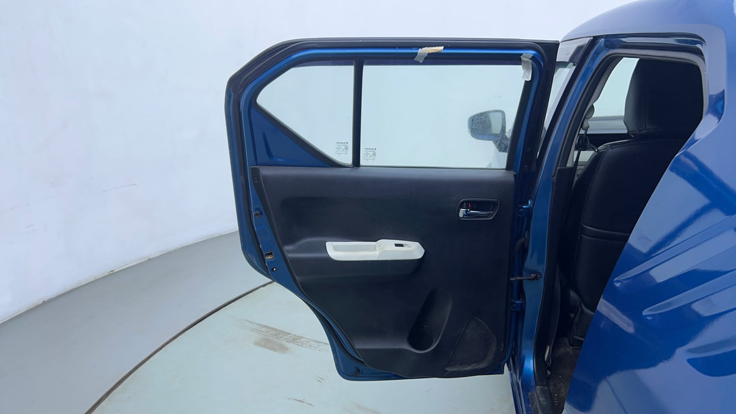 Used 2018 Maruti Suzuki Ignis Delta 1.2 MT Petrol Manual interior LEFT REAR DOOR OPEN VIEW