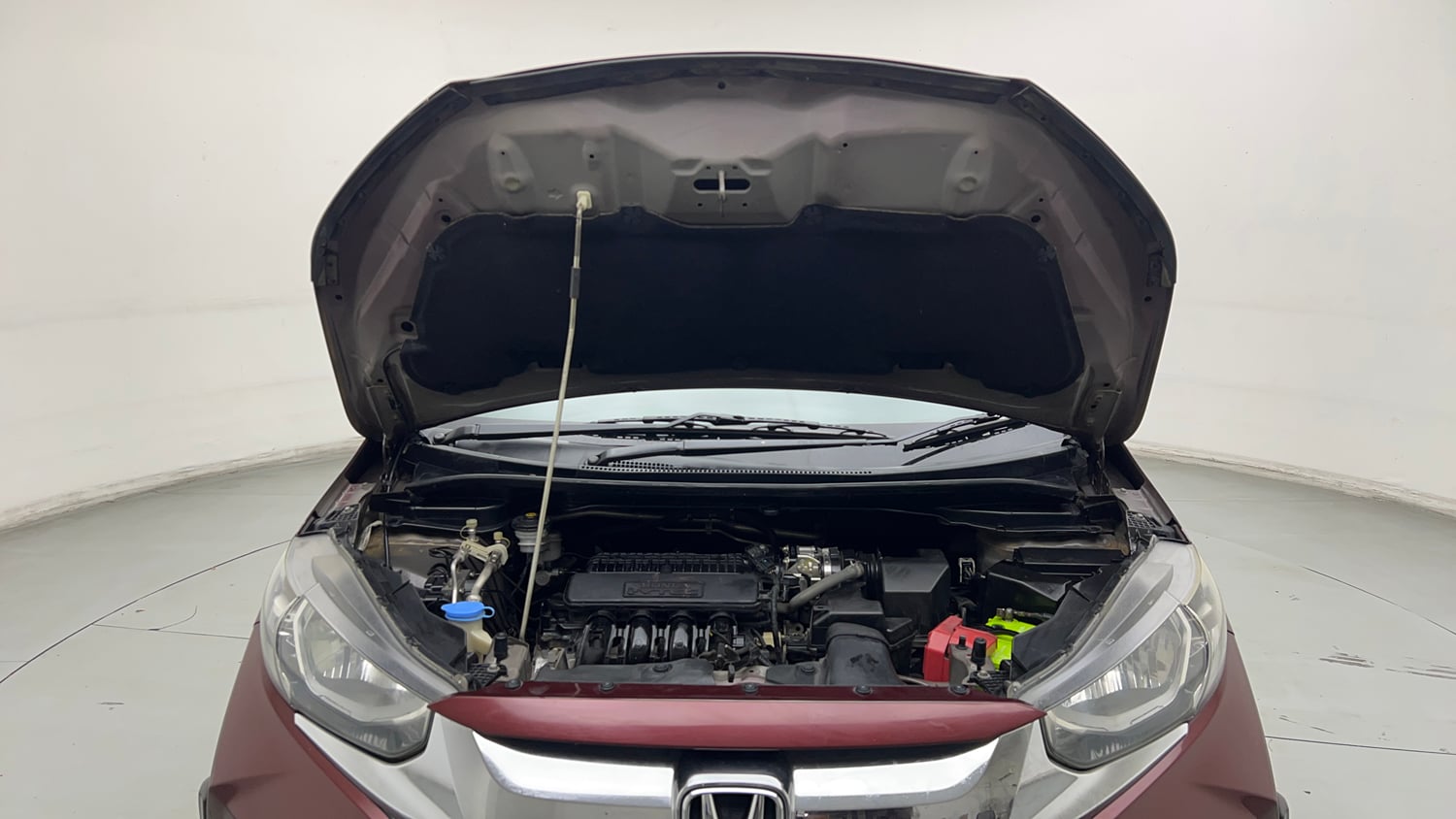 Used 2018 Honda WR-V VX MT Petrol Petrol Manual engine ENGINE & BONNET OPEN FRONT VIEW