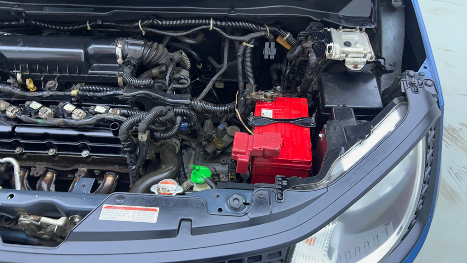 Used 2018 Maruti Suzuki Ignis Delta 1.2 MT Petrol Manual engine ENGINE LEFT SIDE VIEW