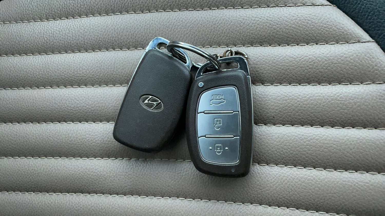 Used 2017 Hyundai Grand i10 Asta 1.2 Kappa VTVT Petrol Manual extra CAR KEY VIEW