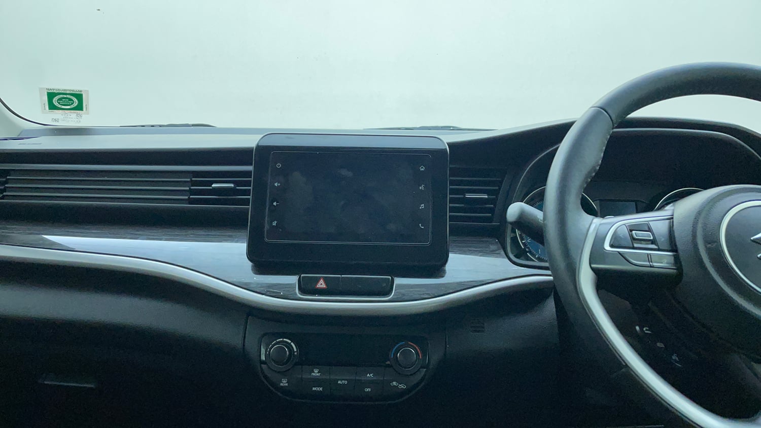 Used 2022 Maruti Suzuki XL6 Alpha Plus AT Petrol Petrol Automatic interior MUSIC SYSTEM & AC CONTROL VIEW