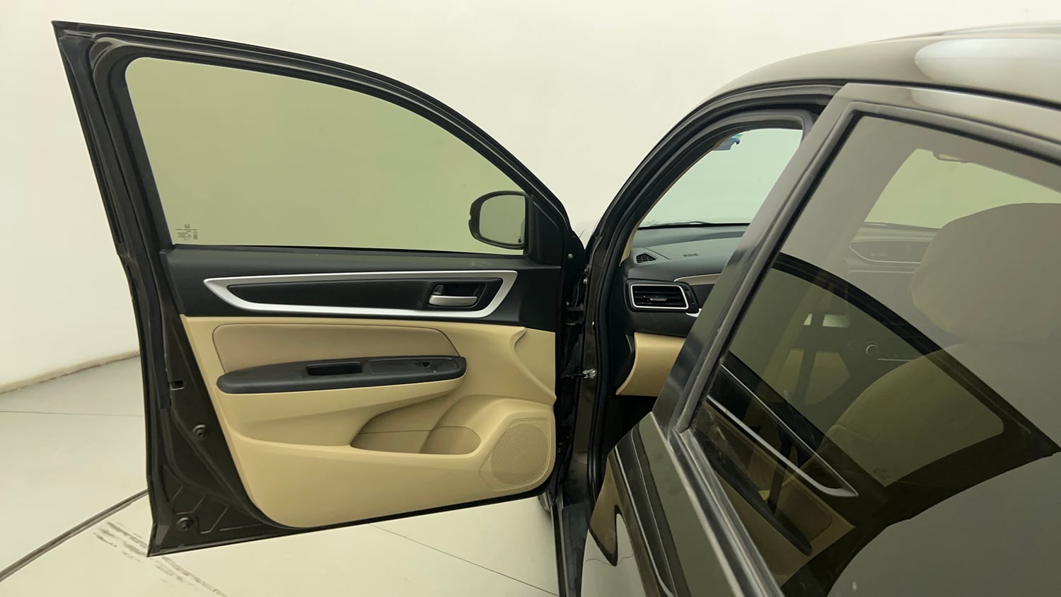 Used 2024 Honda Amaze VX 1.2 Petrol CVT Petrol Automatic interior LEFT FRONT DOOR OPEN VIEW