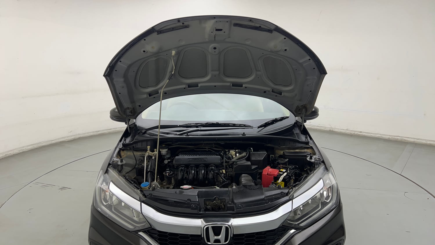 Used 2019 Honda City SV Petrol Petrol Manual engine ENGINE & BONNET OPEN FRONT VIEW