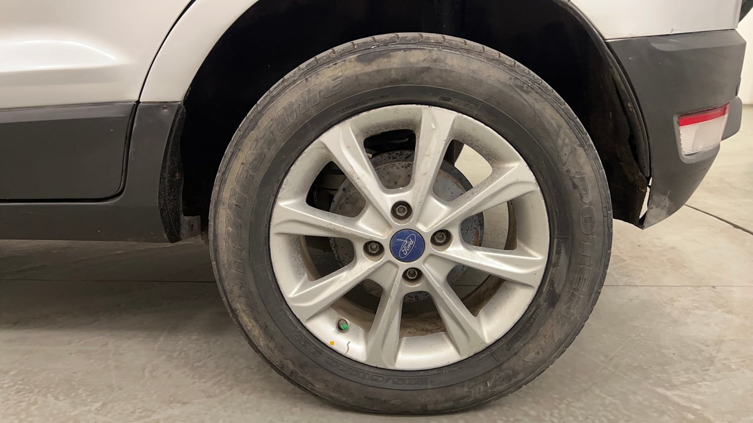 Used 2018 Ford EcoSport Titanium 1.5L Ti-VCT Petrol Manual tyres LEFT REAR TYRE RIM VIEW