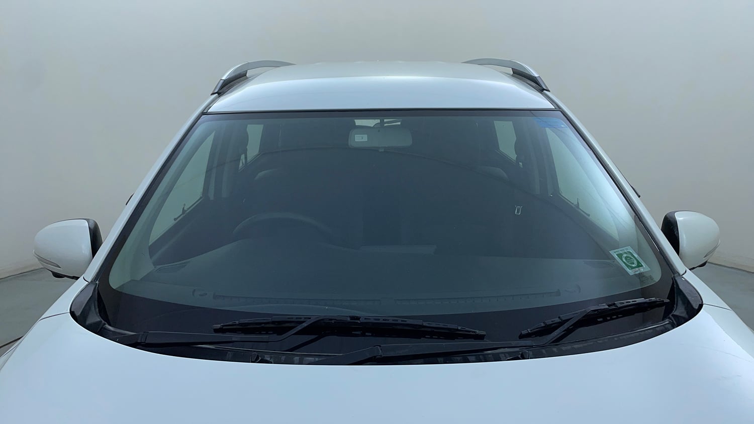 Used 2022 Maruti Suzuki XL6 Alpha Plus AT Petrol Petrol Automatic exterior FRONT WINDSHIELD VIEW