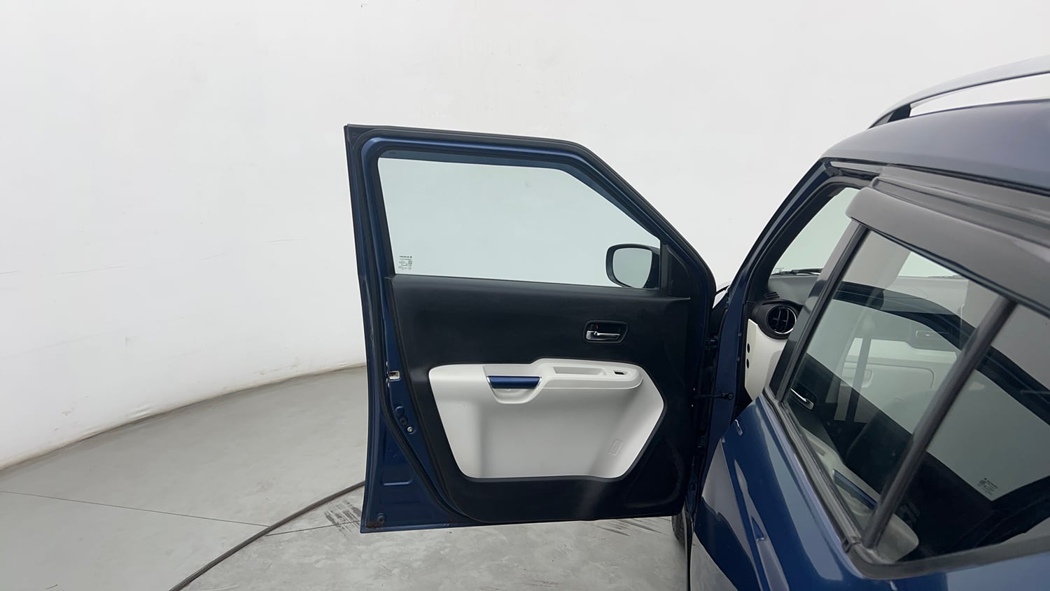 Used 2020 Maruti Suzuki Ignis Zeta 1.2 AMT Petrol Automatic interior LEFT FRONT DOOR OPEN VIEW