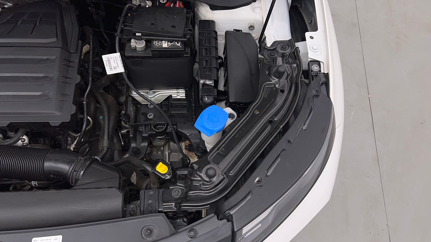 Used 2026 Skoda Kylaq Prestige+ 1.0 TSI MT Petrol Manual engine ENGINE LEFT SIDE VIEW