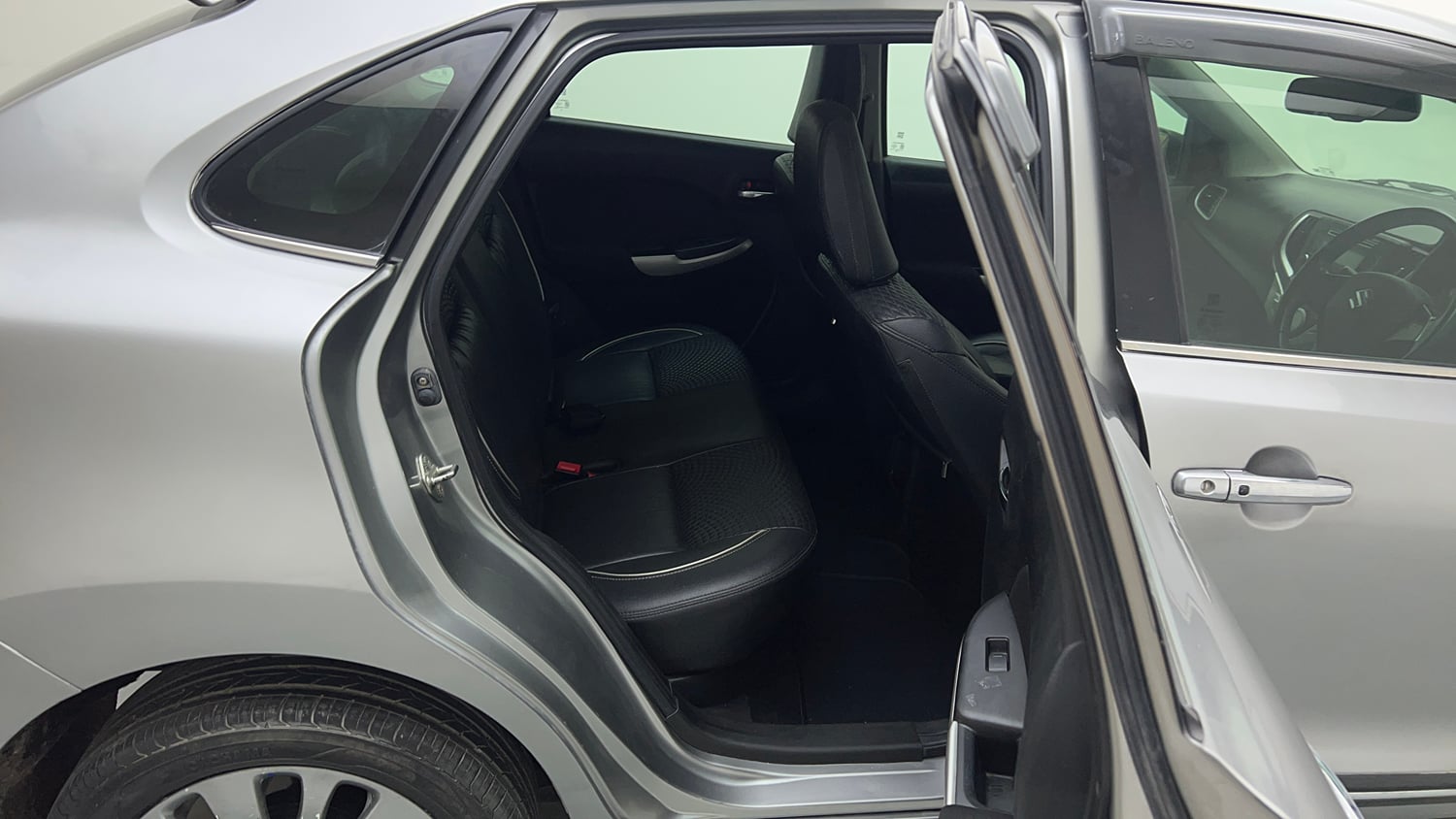 Used 2018 Maruti Suzuki Baleno Zeta 1.2 Petrol Manual interior RIGHT SIDE REAR DOOR CABIN VIEW