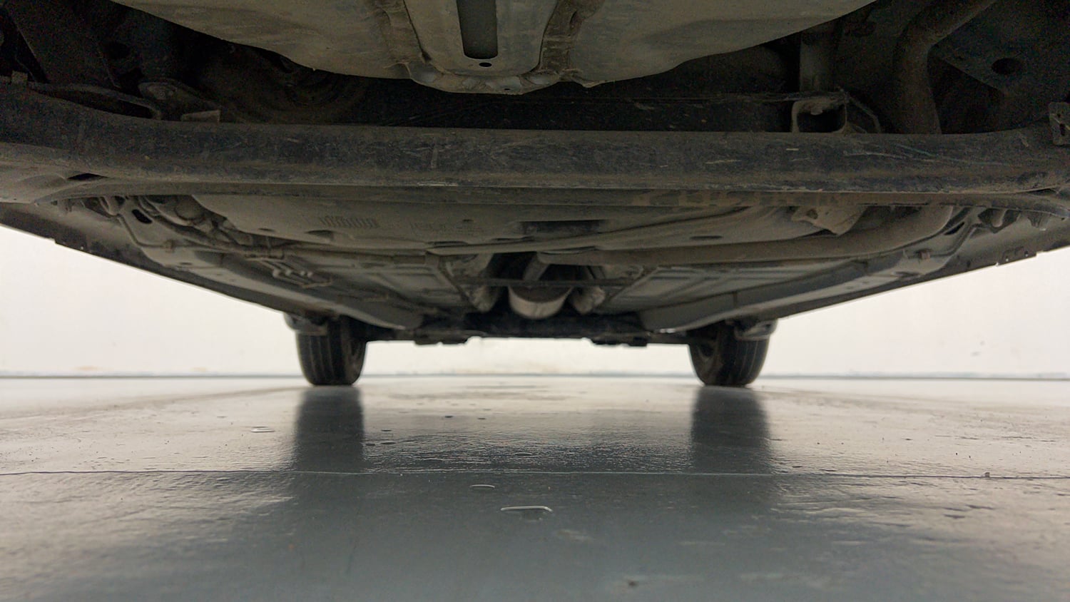 Used 2019 Maruti Suzuki Baleno Delta Petrol Manual extra REAR UNDERBODY VIEW (TAKEN FROM REAR)