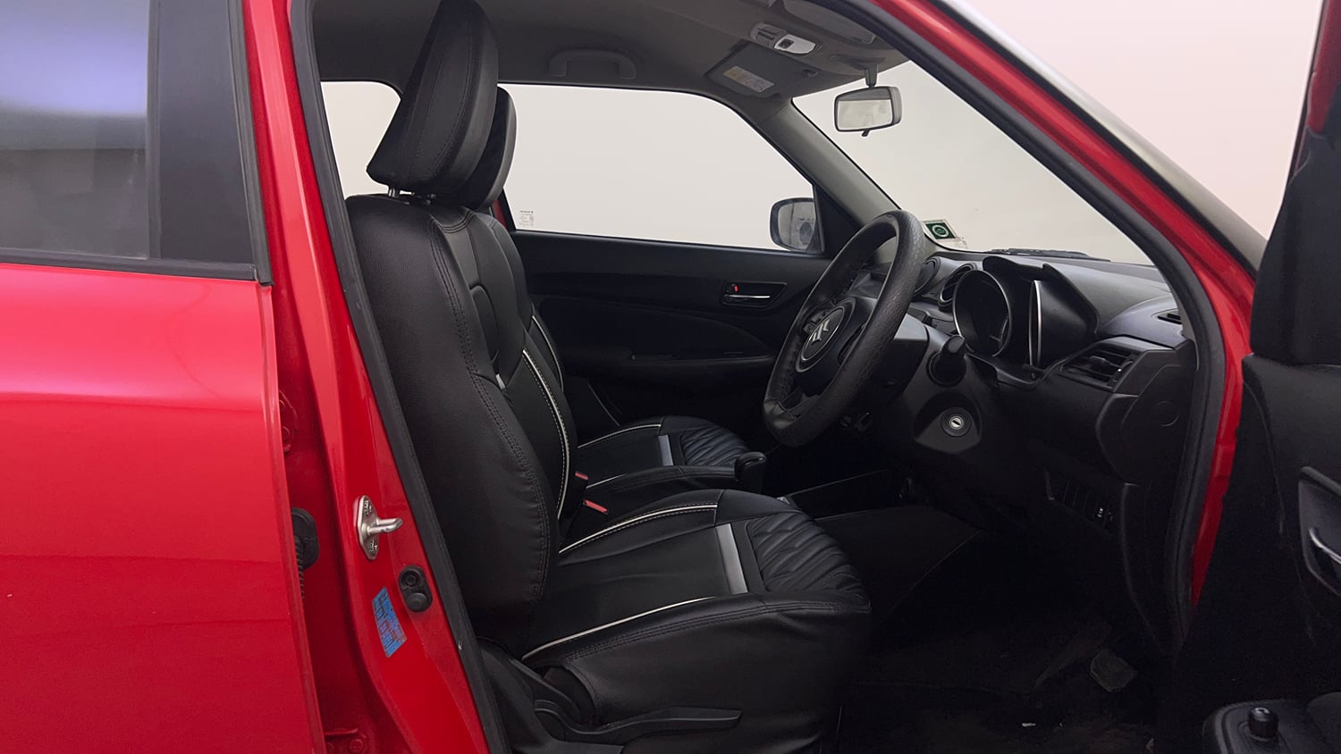 Used 2023 Maruti Suzuki Swift VXi AMT Petrol Automatic interior RIGHT SIDE FRONT DOOR CABIN VIEW