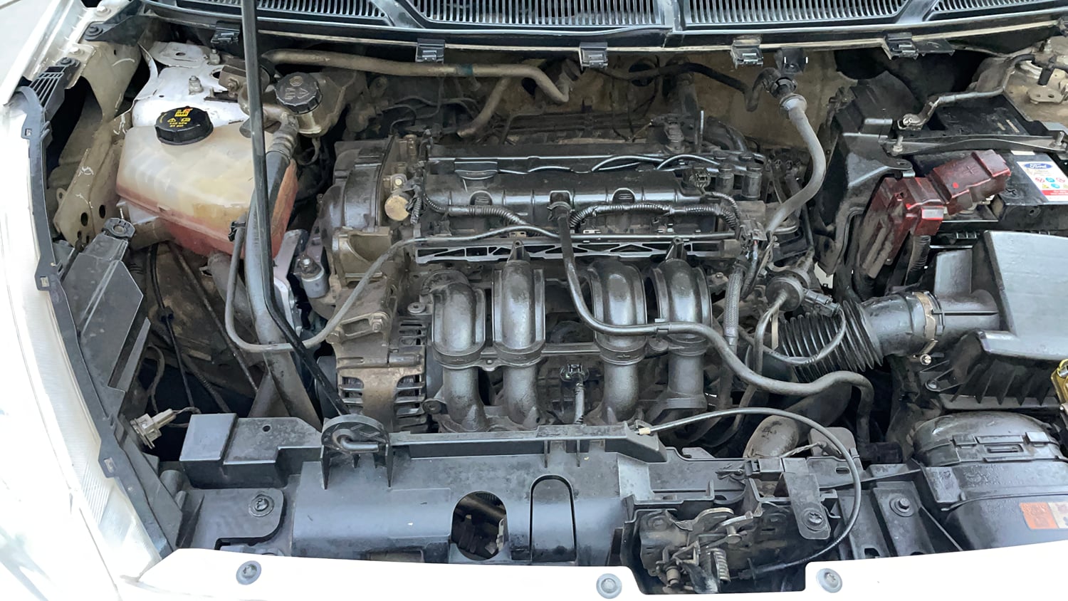 Used 2017 Ford Figo Trend 1.2 Ti-VCT Petrol Manual engine ENGINE RIGHT SIDE VIEW