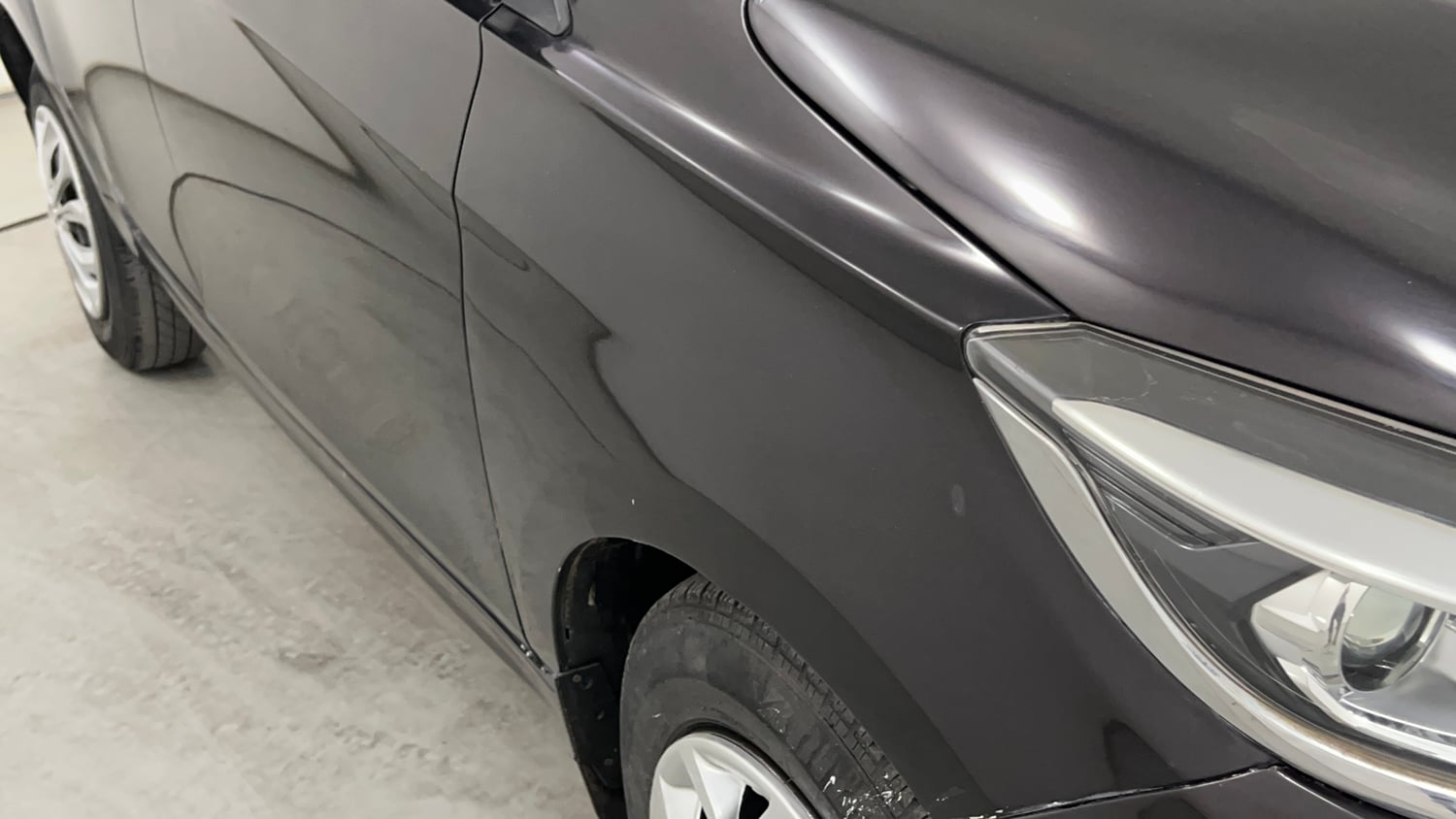 Used 2023 Tata Tiago XZ Plus CNG Cng Manual dents MINOR SCRATCH