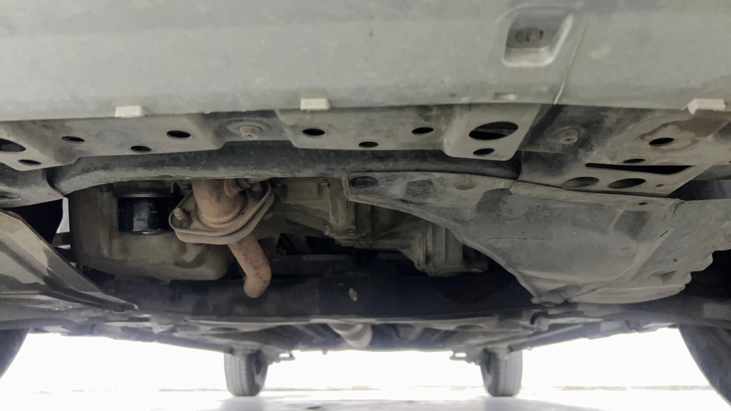 Used 2016 Maruti Suzuki Swift Dzire VXI Petrol Manual extra FRONT LEFT UNDERBODY VIEW
