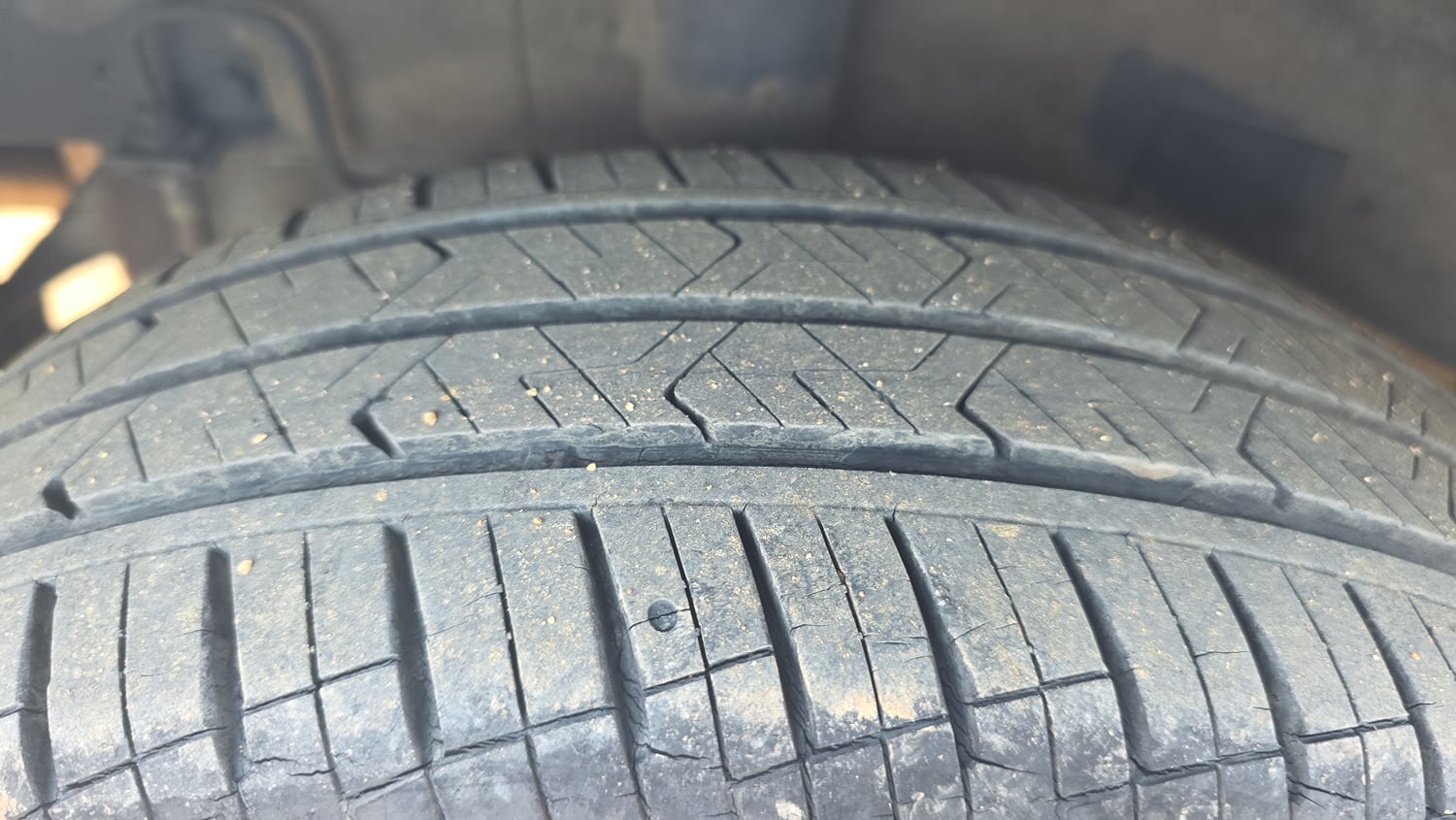 Used 2018 Hyundai Grand i10 Magna 1.2 Kappa VTVT Petrol Manual tyres RIGHT REAR TYRE TREAD VIEW