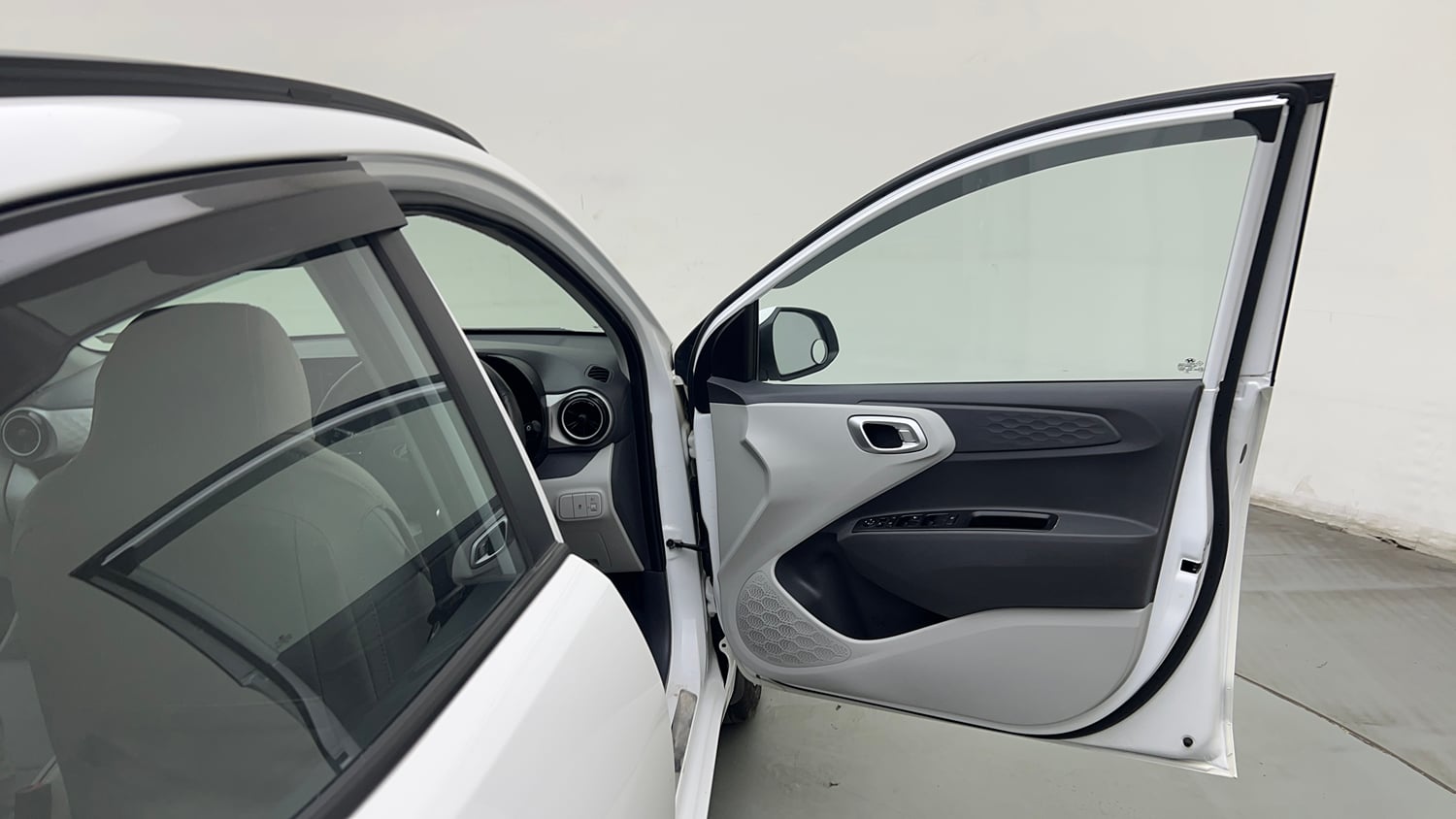 Used 2024 Hyundai Grand i10 Nios Sportz 1.2 Kappa VTVT Petrol Manual interior RIGHT FRONT DOOR OPEN VIEW