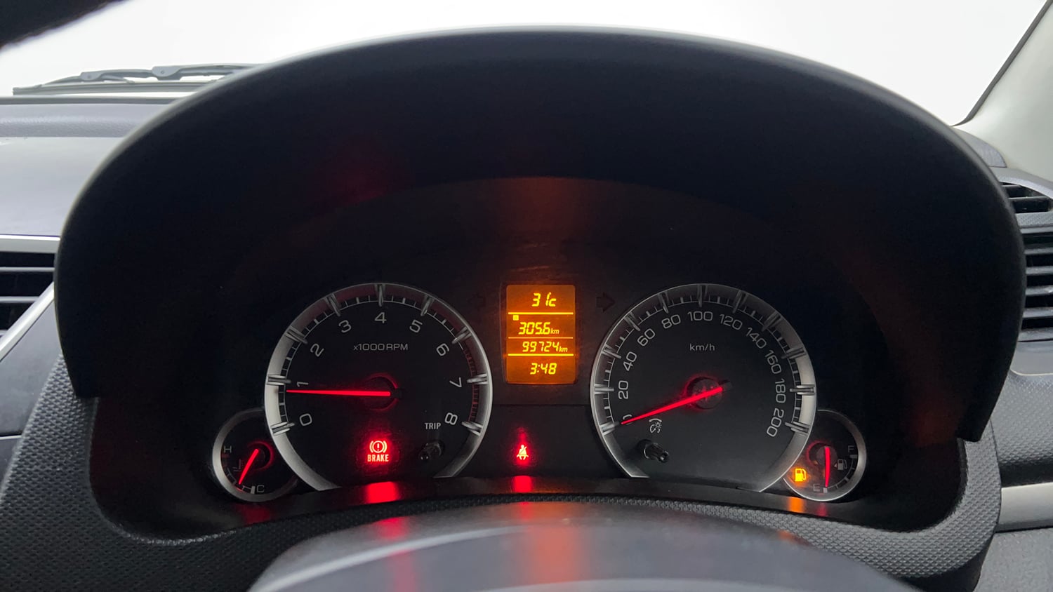 Used 2016 Maruti Suzuki Swift ZXi Petrol Manual interior CLUSTERMETER VIEW